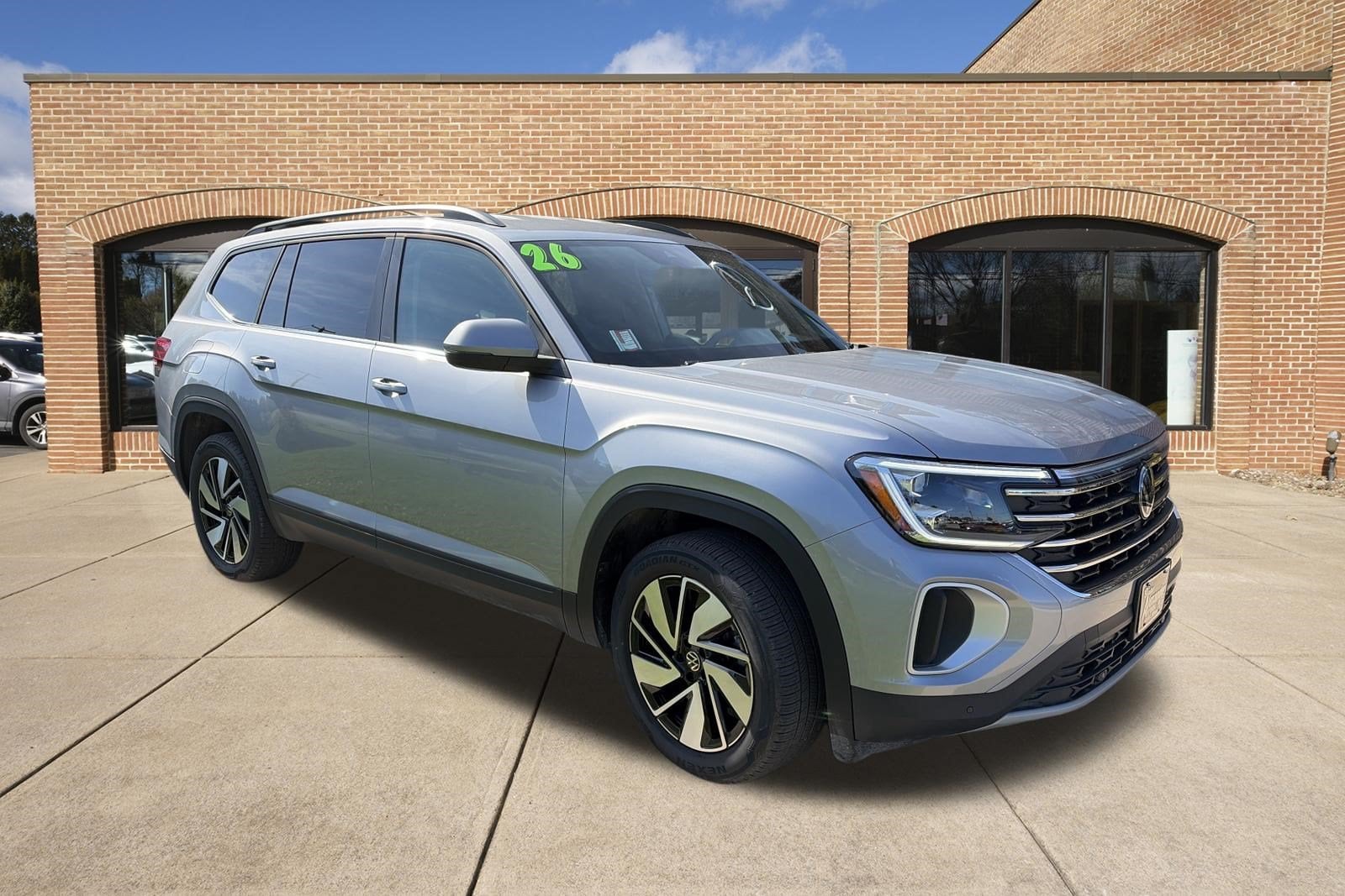 2026 Volkswagen Atlas SE w/Tech