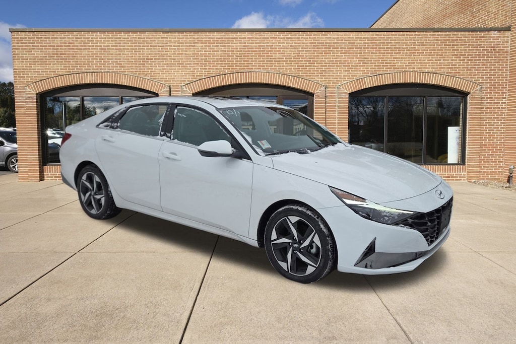 Used 2023 Hyundai Elantra Hybrid Limited Sedan