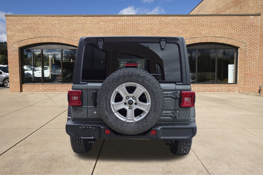 Used 2019 Jeep Wrangler Unlimited Unlimited Sport 4x4 SUV