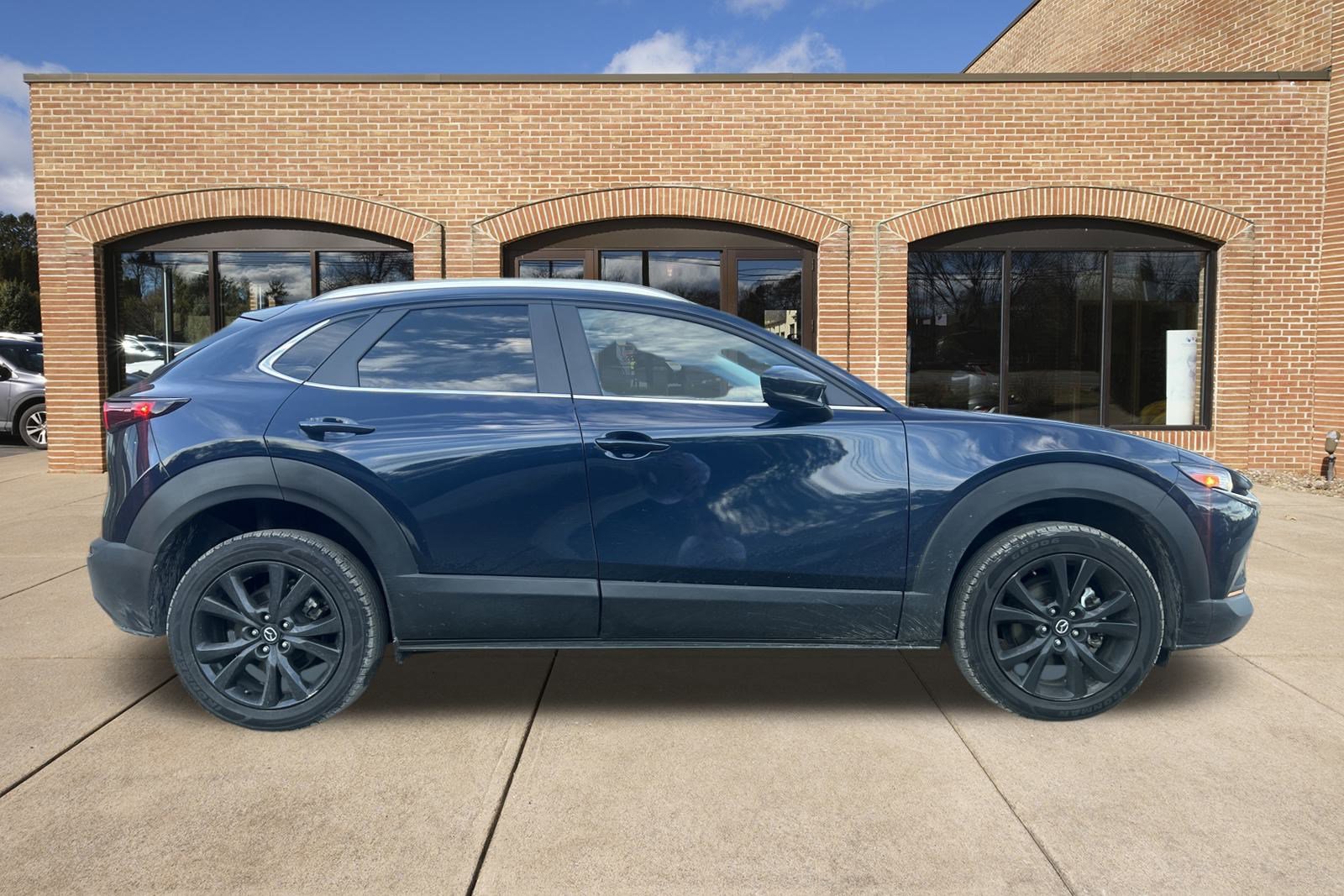 2024 Mazda CX-30 2.5 Select Sport photo 2
