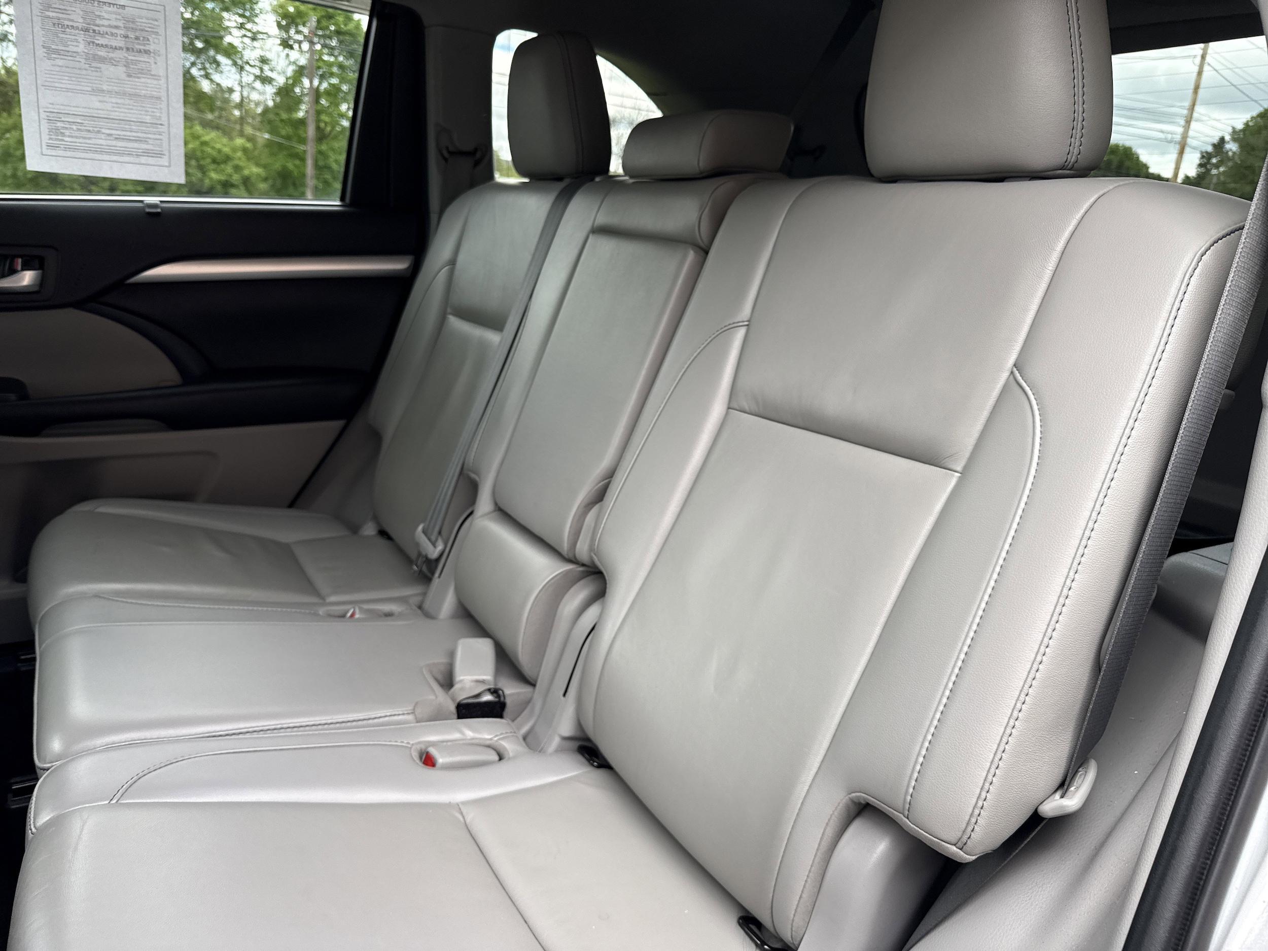 2019 Toyota Highlander XLE - Photo 23