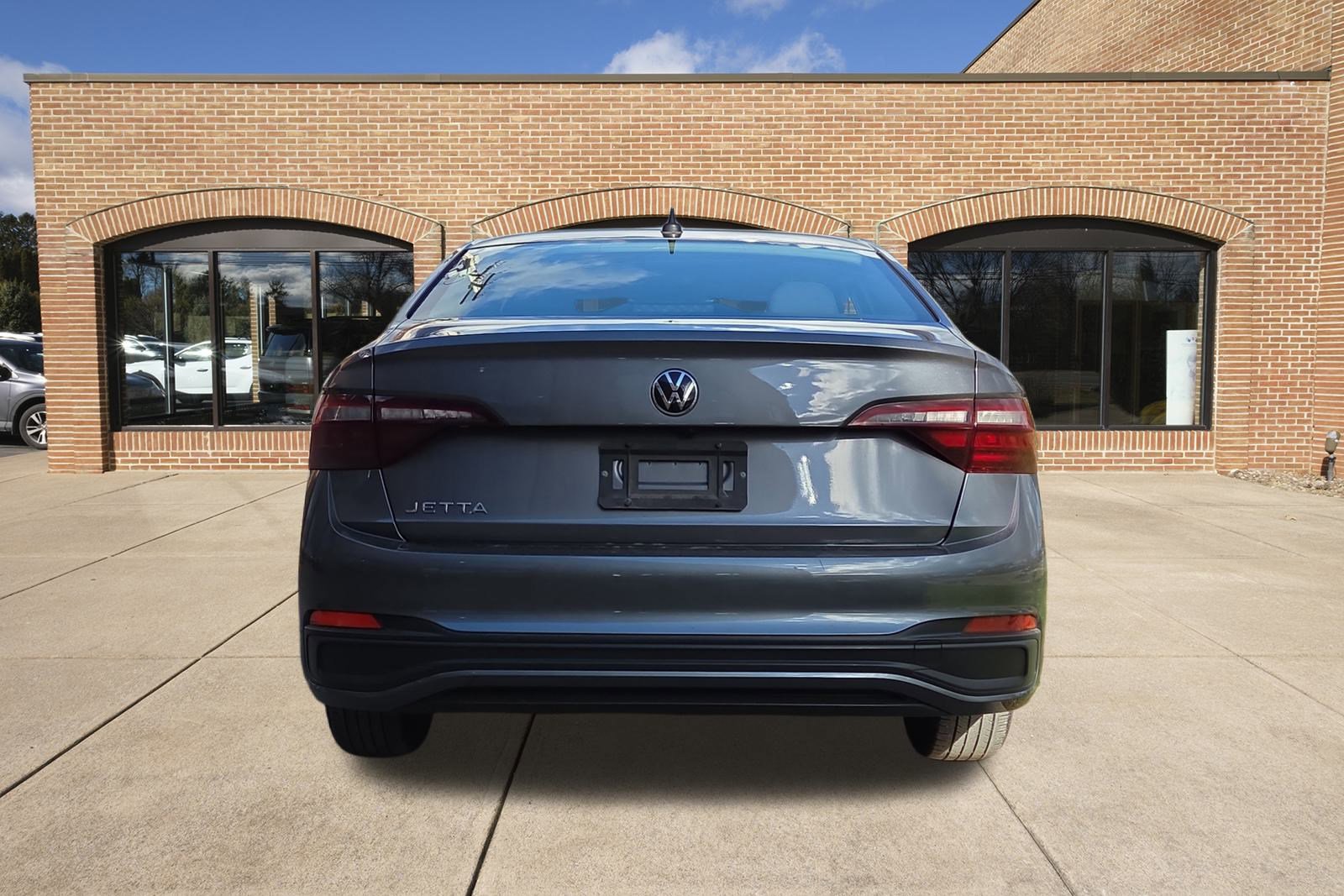 2024 Volkswagen Jetta 1.5T S photo 4