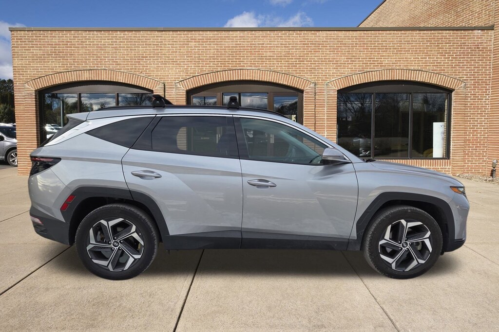 Used 2024 Hyundai Tucson Hybrid Limited SUV
