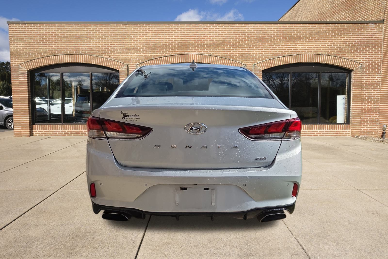 2018 Hyundai Sonata Limited 2.0T photo 4