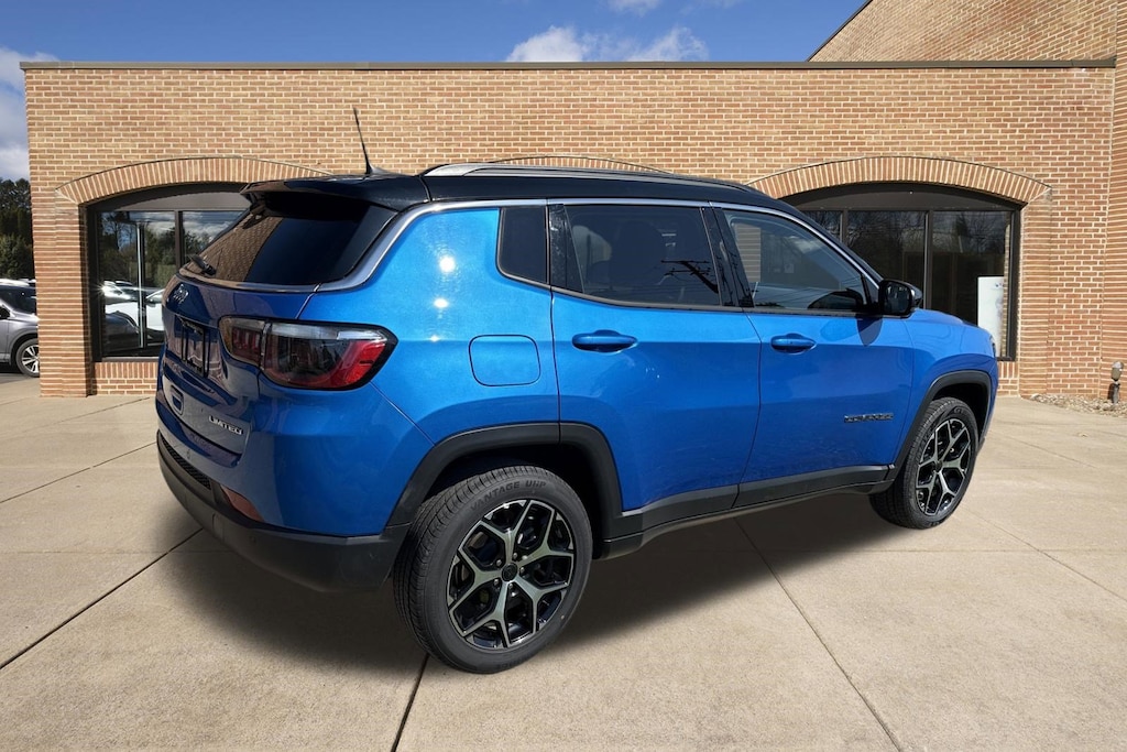 Used 2025 Jeep Compass Limited SUV