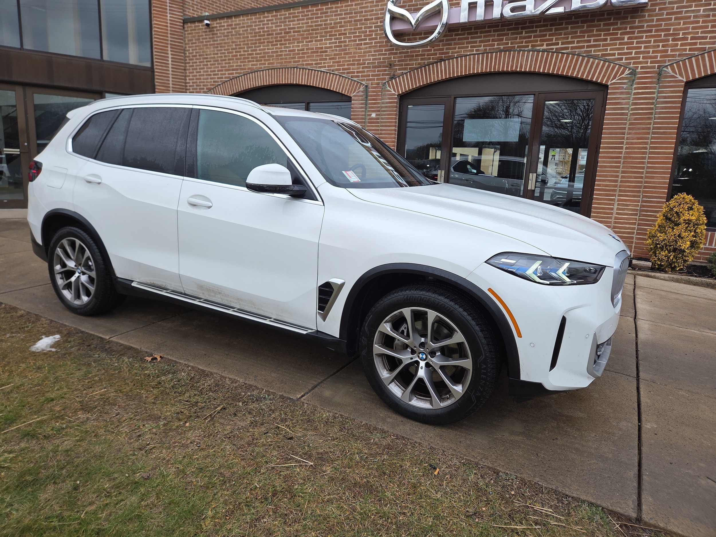 2025 BMW X5 40i's photo