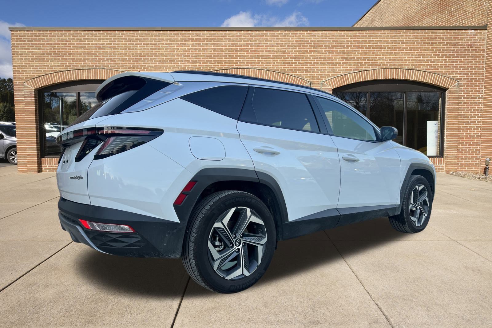 2024 Hyundai Tucson Plug-in Hybrid Limited photo 3
