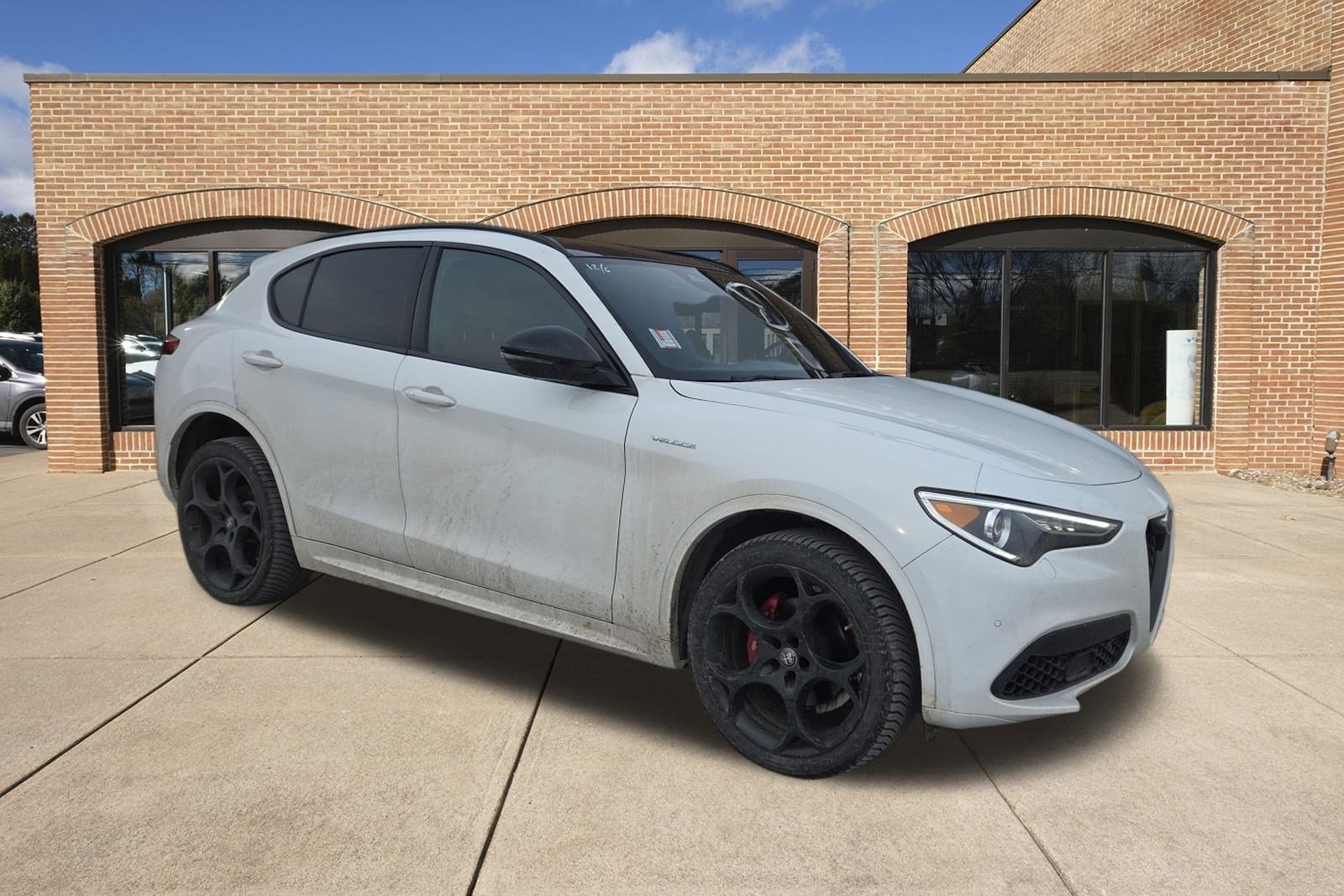 2022 Alfa Romeo Stelvio Ti Veloce's photo