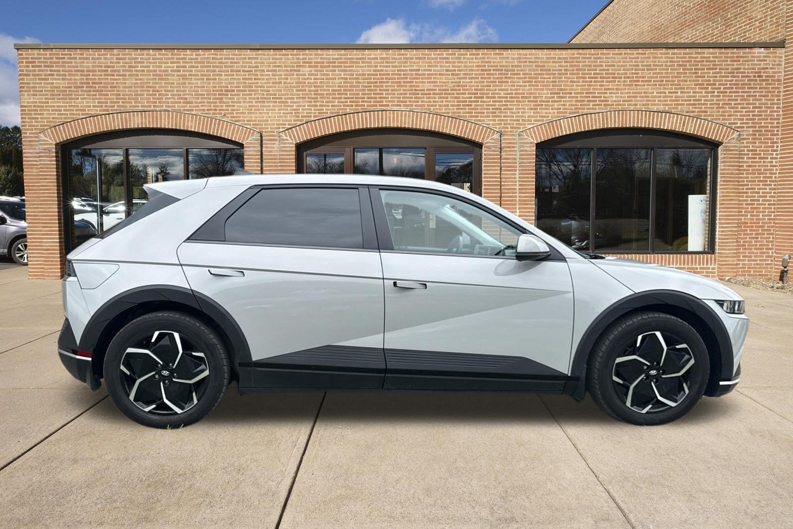 Used 2023 Hyundai IONIQ 5 SEL with VIN KM8KNDAF2PU175935 for sale in State College, PA