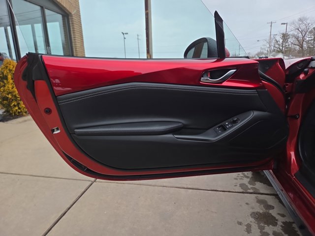 2025 Mazda MX-5 Miata RF Grand Touring - Photo 15