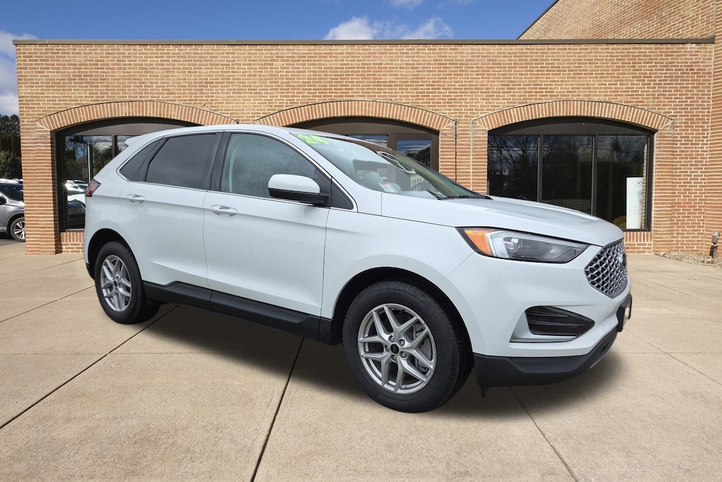 Used 2024 Ford Edge SEL SUV