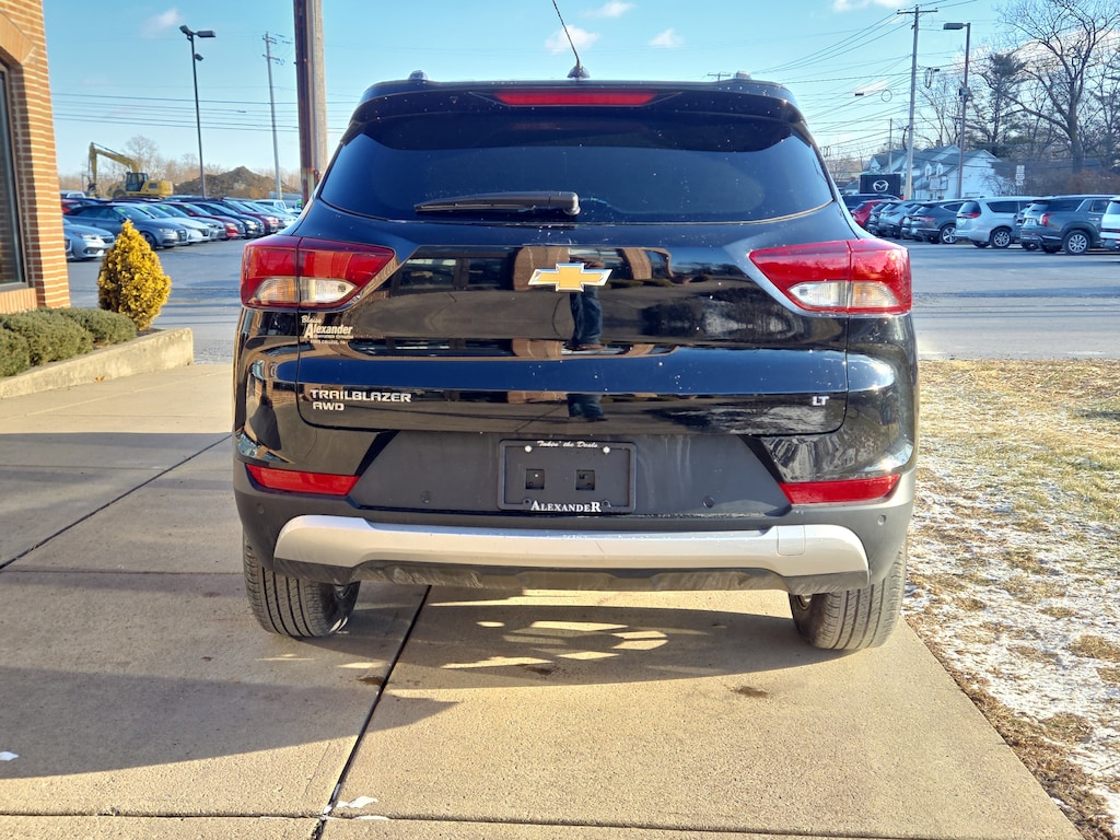 Used 2025 Chevrolet Trailblazer LT SUV