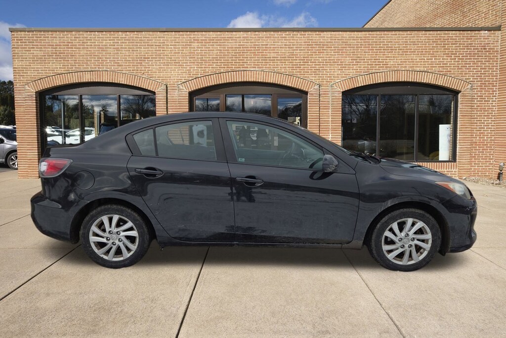 Used 2012 Mazda Mazda3 i Touring SKYACTIV Sedan