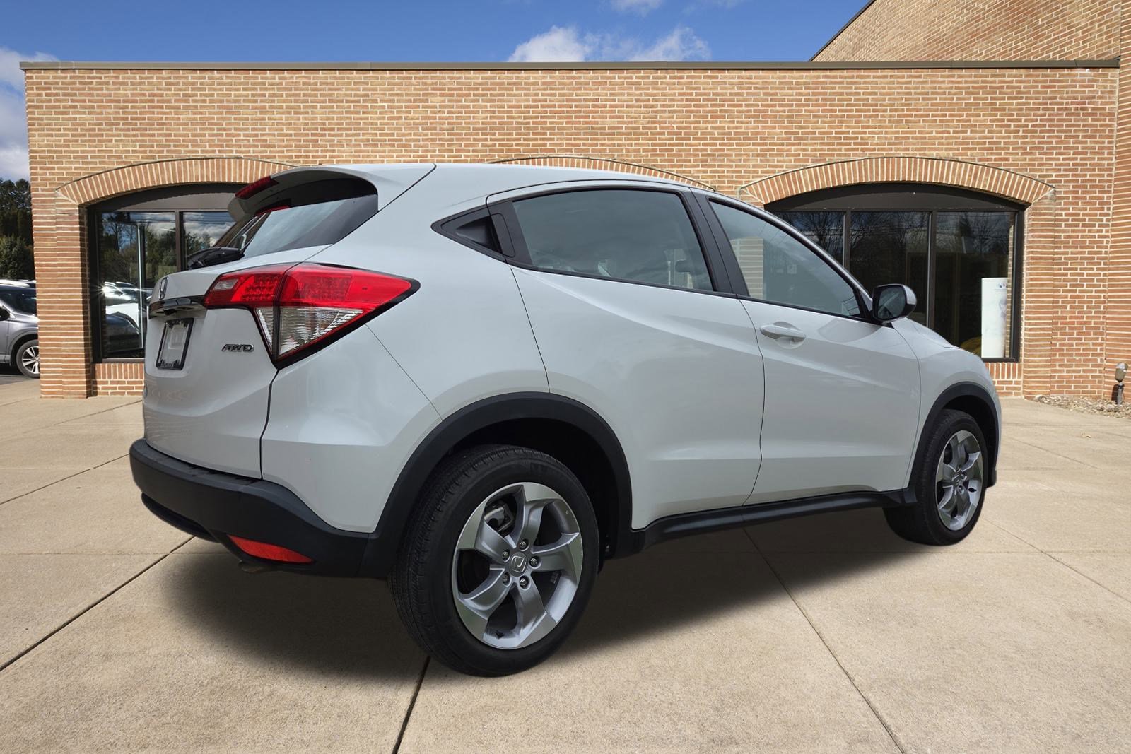 2022 Honda HR-V LX photo 3