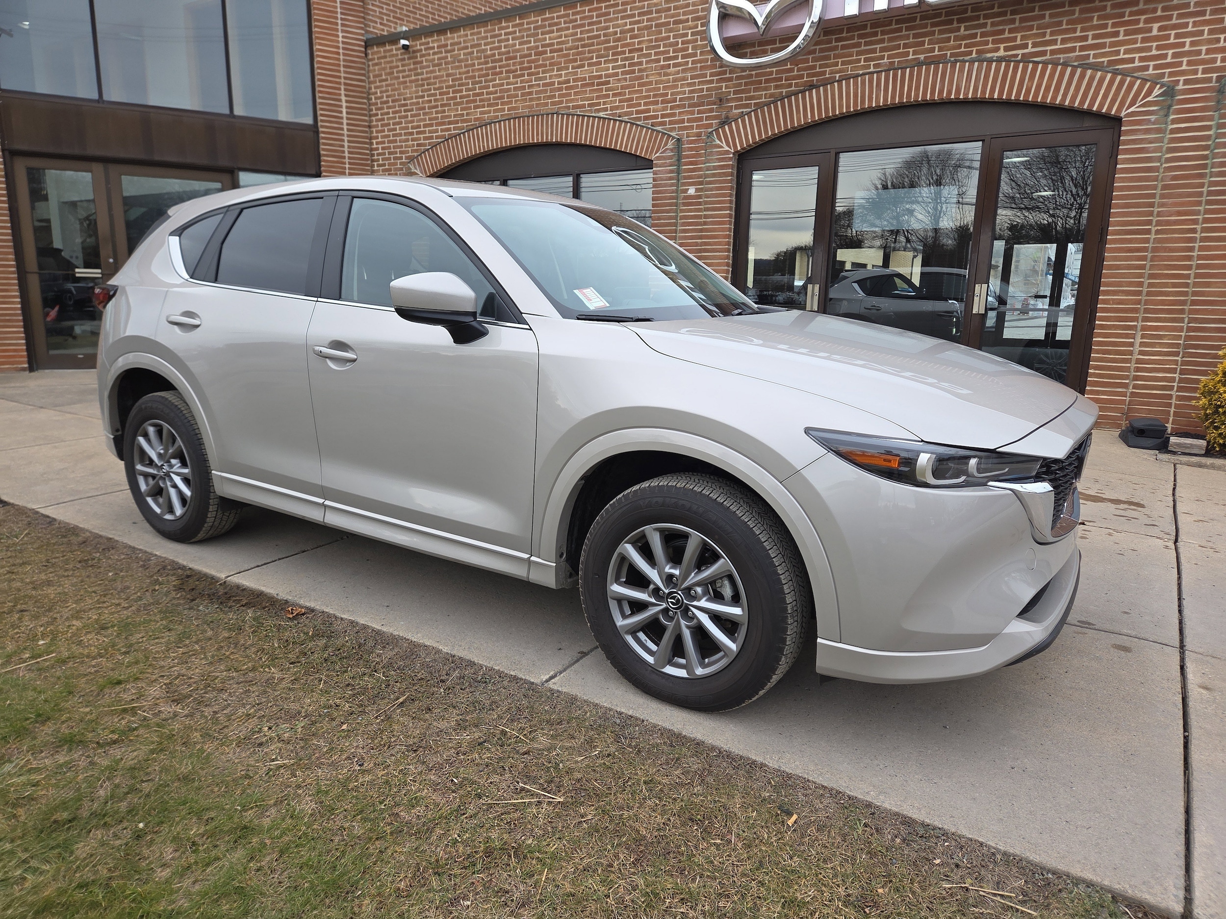 2025 Mazda CX-5 Preferred's photo