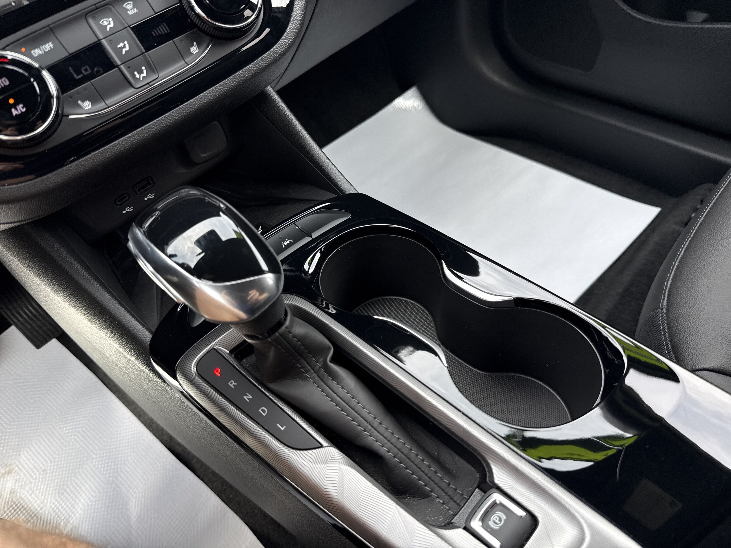 2024 Buick Envista Sport Touring - Photo 23