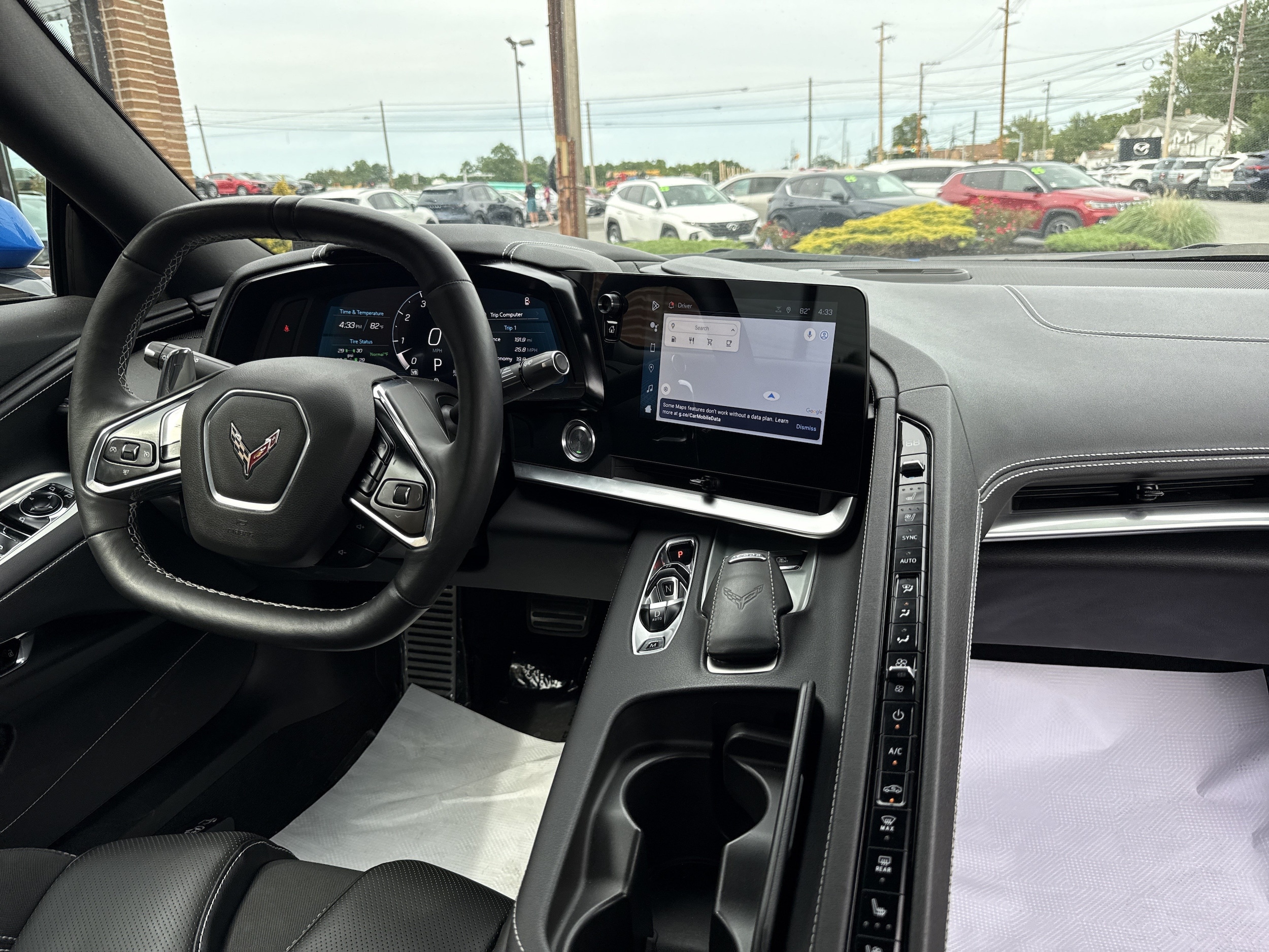 2024 Chevrolet Corvette 2LT - Photo 13