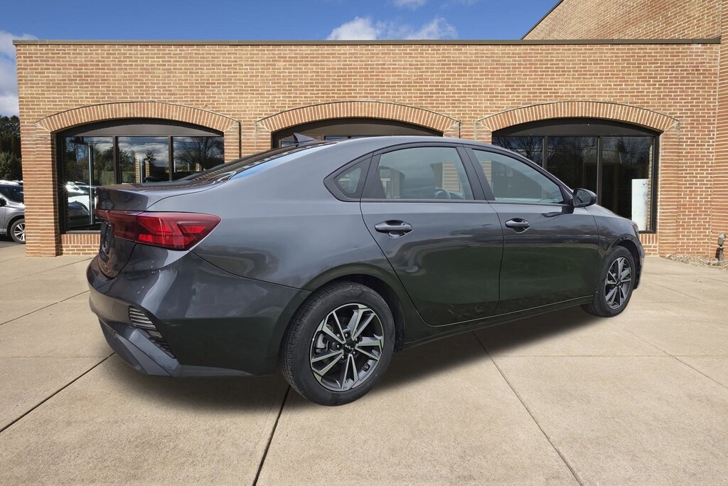 Used 2024 Kia Forte LXS Sedan
