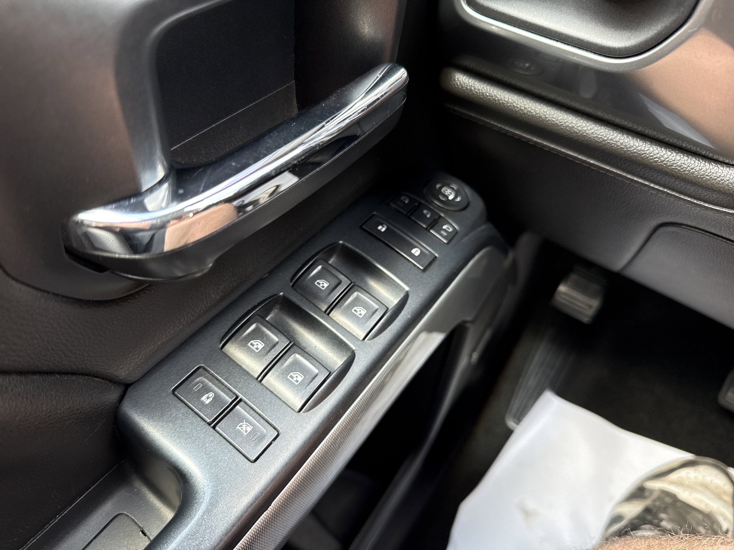 2016 Chevrolet Silverado 2500HD LTZ - Photo 16
