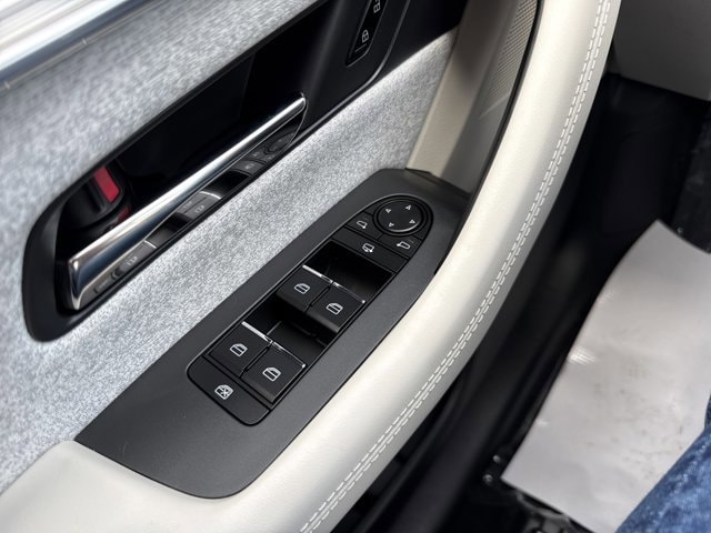 2026 Mazda CX-90 Premium Plus Package - Photo 17