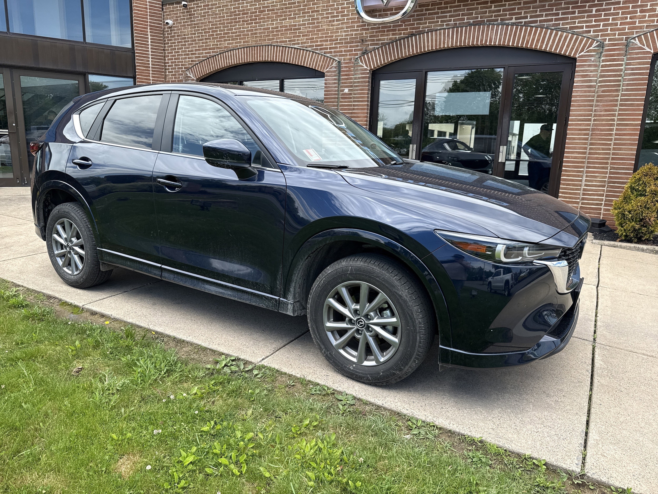 2025 Mazda CX-5 S Select Package Auto AWD's photo