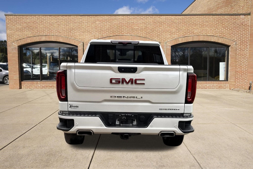 Used 2023 GMC Sierra 1500 Denali Truck Crew Cab