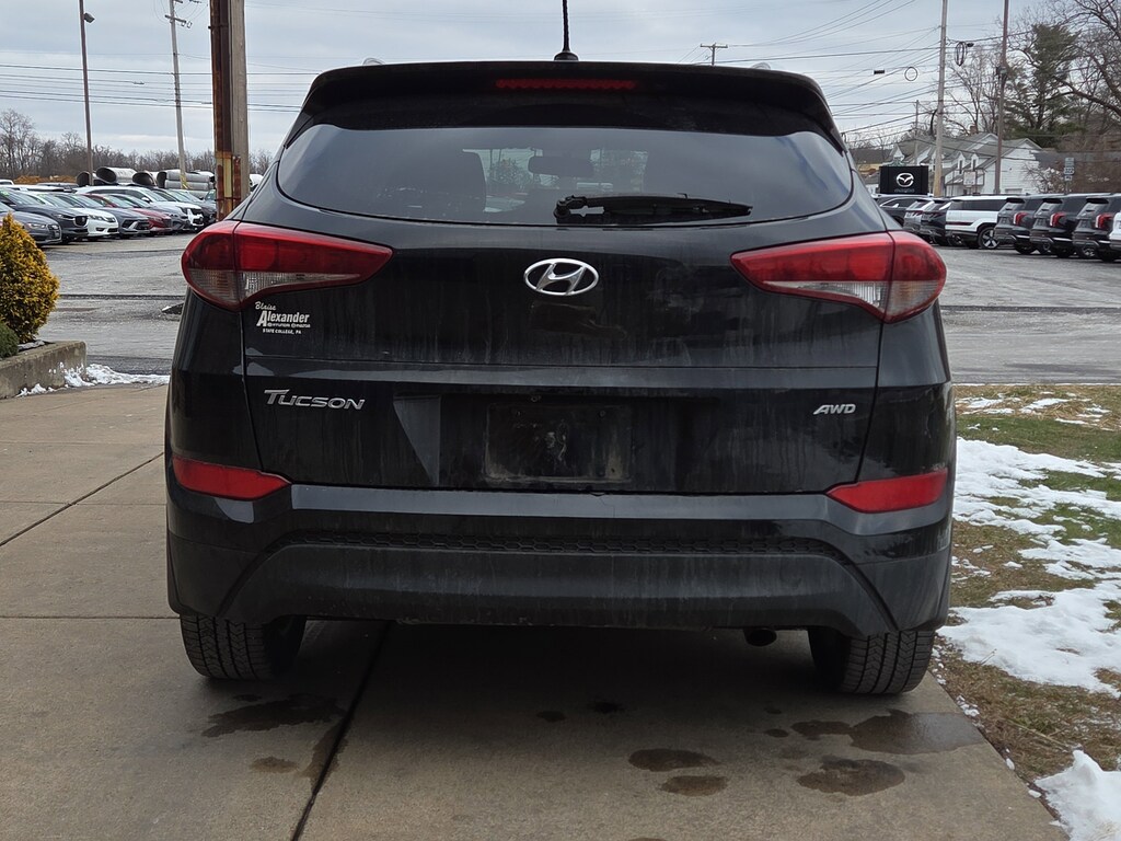 Used 2016 Hyundai Tucson SE SUV
