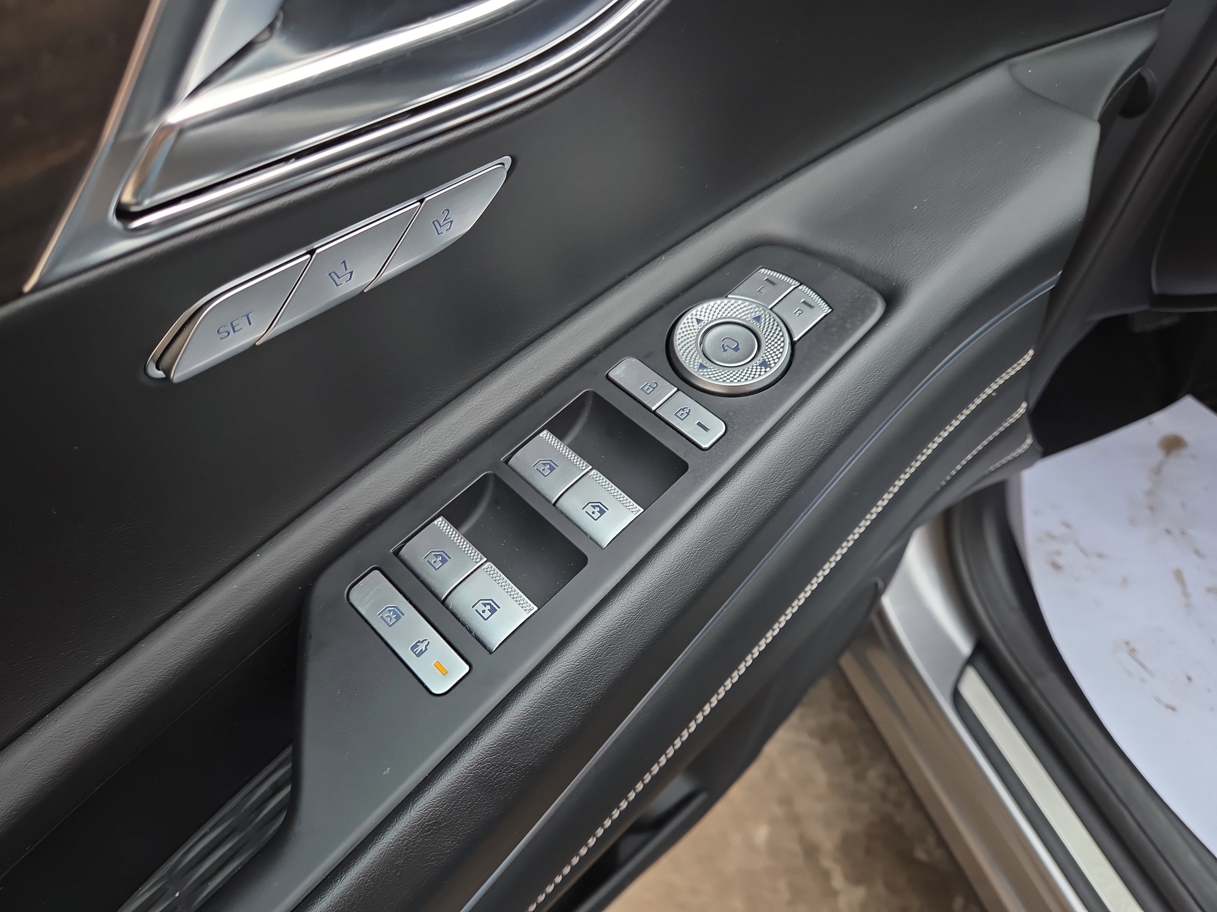 2024 GENESIS GV80 Standard - Photo 15