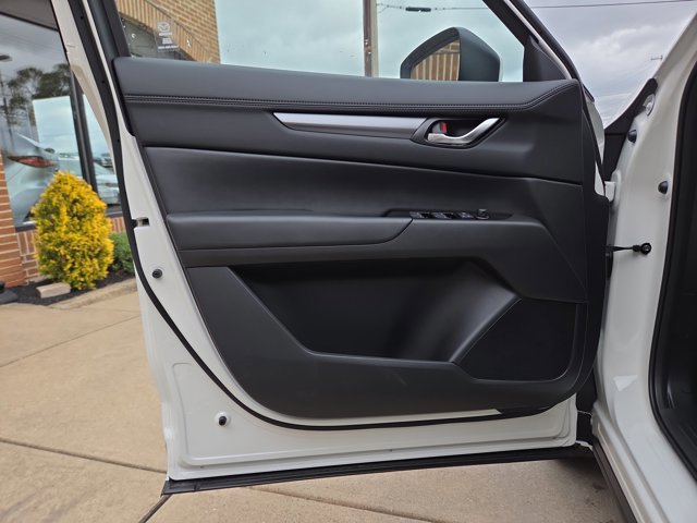 2025 Mazda CX-5 S Preferred package - Photo 15