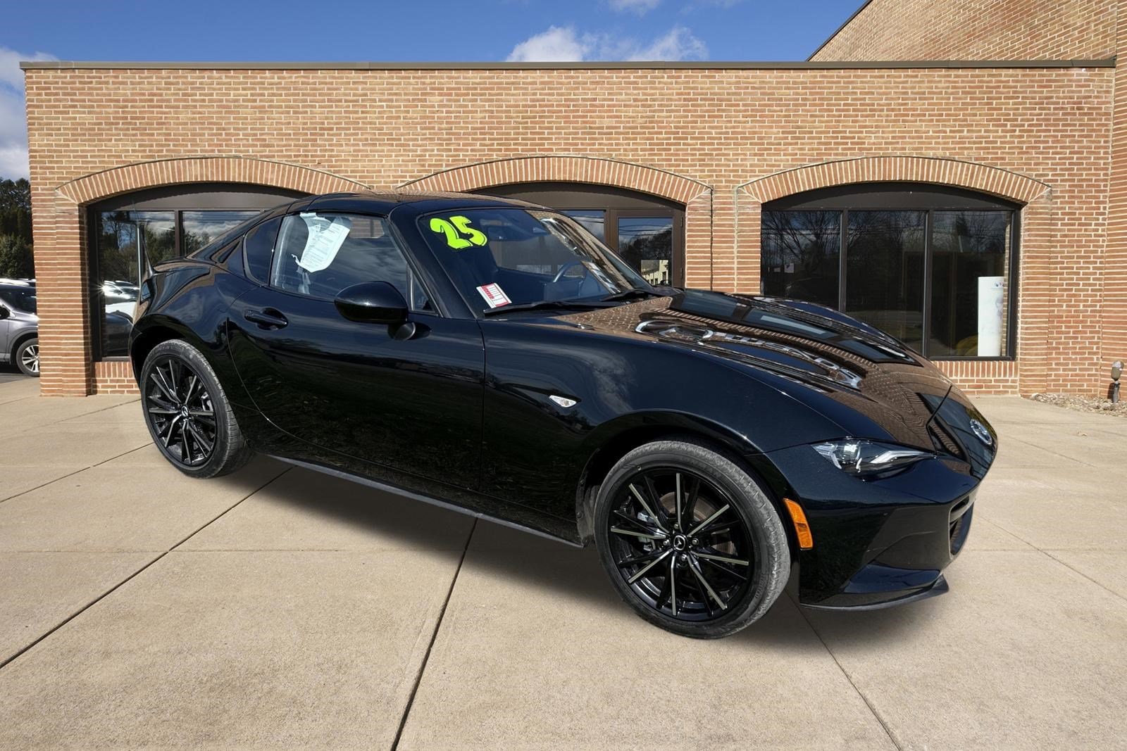 2025 Mazda MX-5 Miata Grand Touring Auto's photo