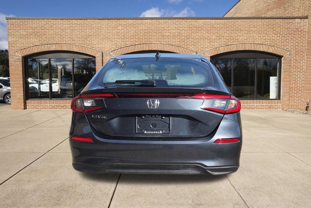 Used 2024 Honda Civic Hatchback EX-L Hatchback