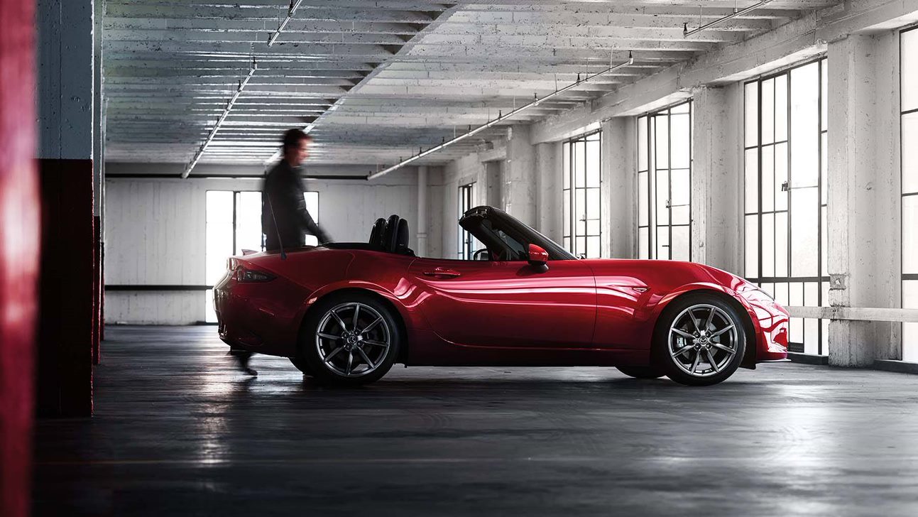 2023-mazda-mx-5-miata-chill.jpg