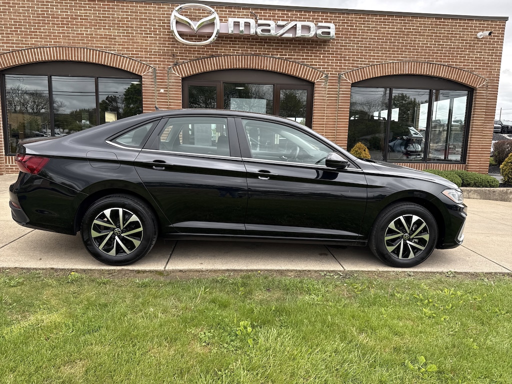 Used 2025 Volkswagen Jetta 1.5T S Sedan