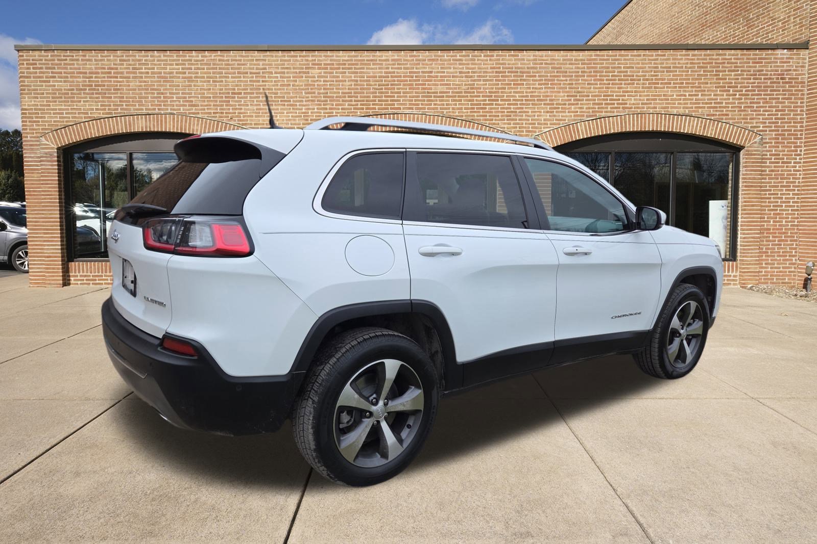 2021 Jeep Cherokee Limited photo 3