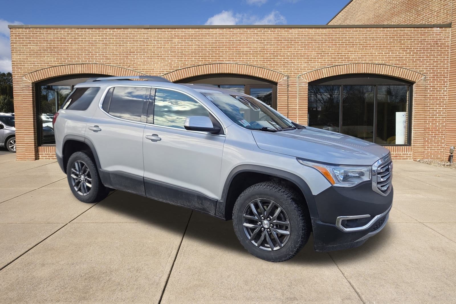 2019 GMC Acadia SLT-1's photo