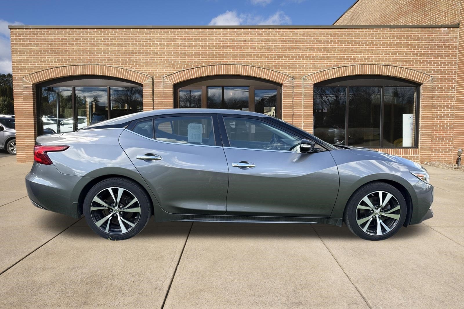 Used 2017 Nissan Maxima SL with VIN 1N4AA6AP6HC442703 for sale in State College, PA