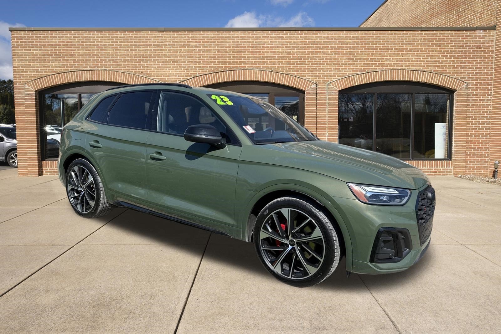 2023 Audi SQ5 Premium Plus's photo
