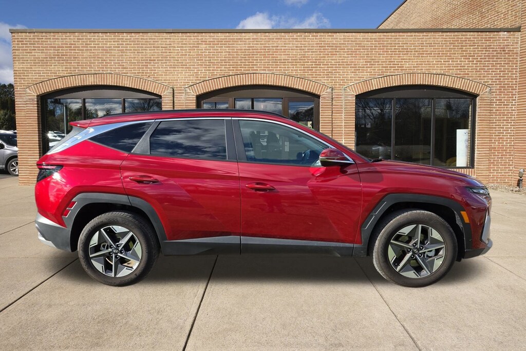 Certified 2025 Hyundai Tucson SEL Convenience SUV