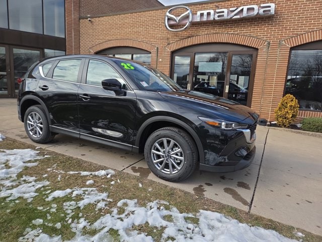 2025 Mazda CX-5 S's photo