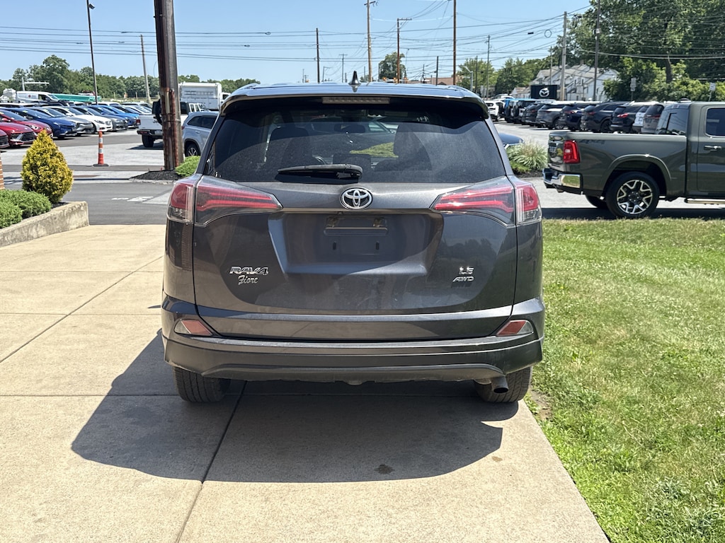 Used 2018 Toyota RAV4 LE SUV