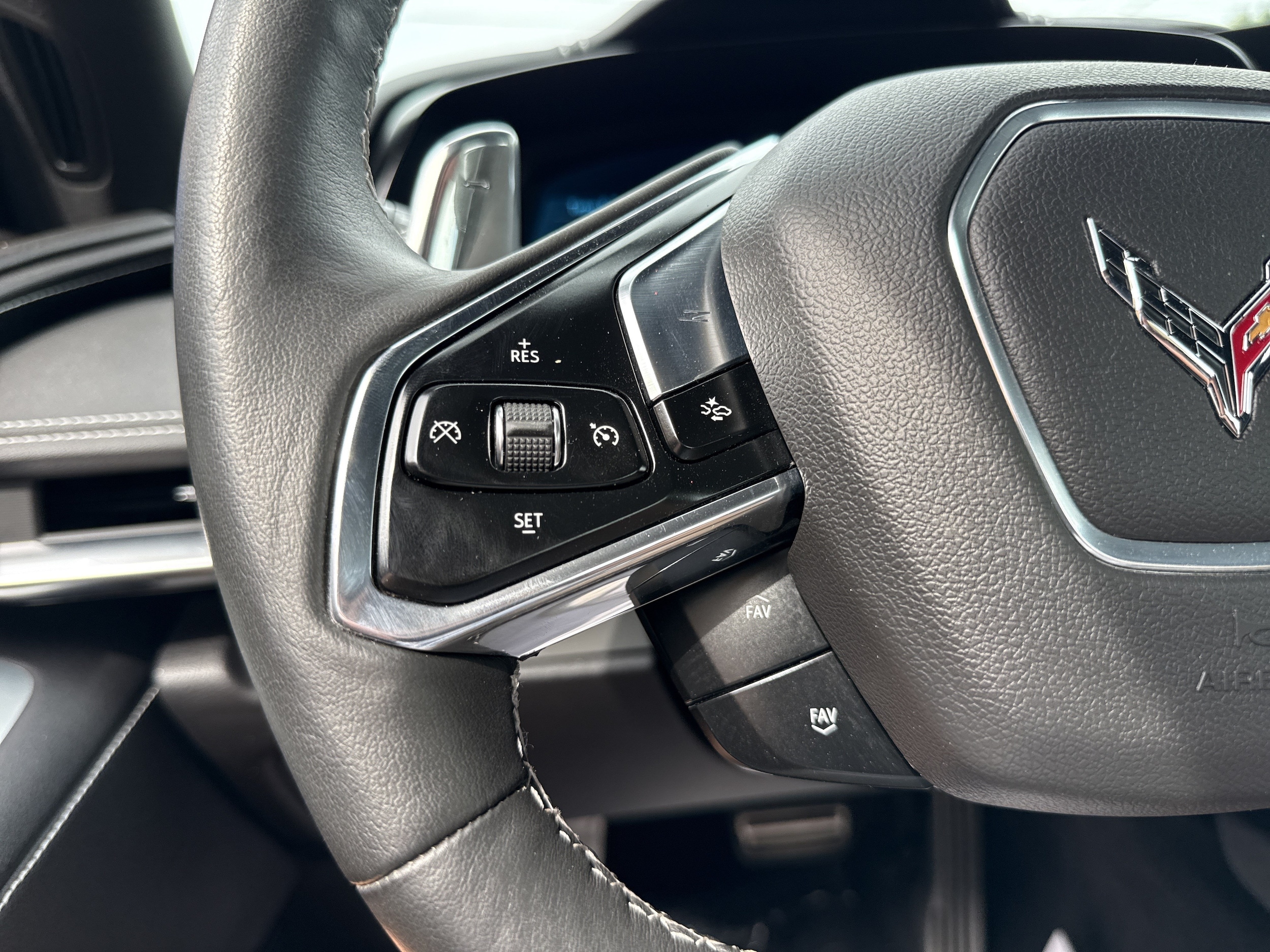 2024 Chevrolet Corvette 2LT - Photo 17