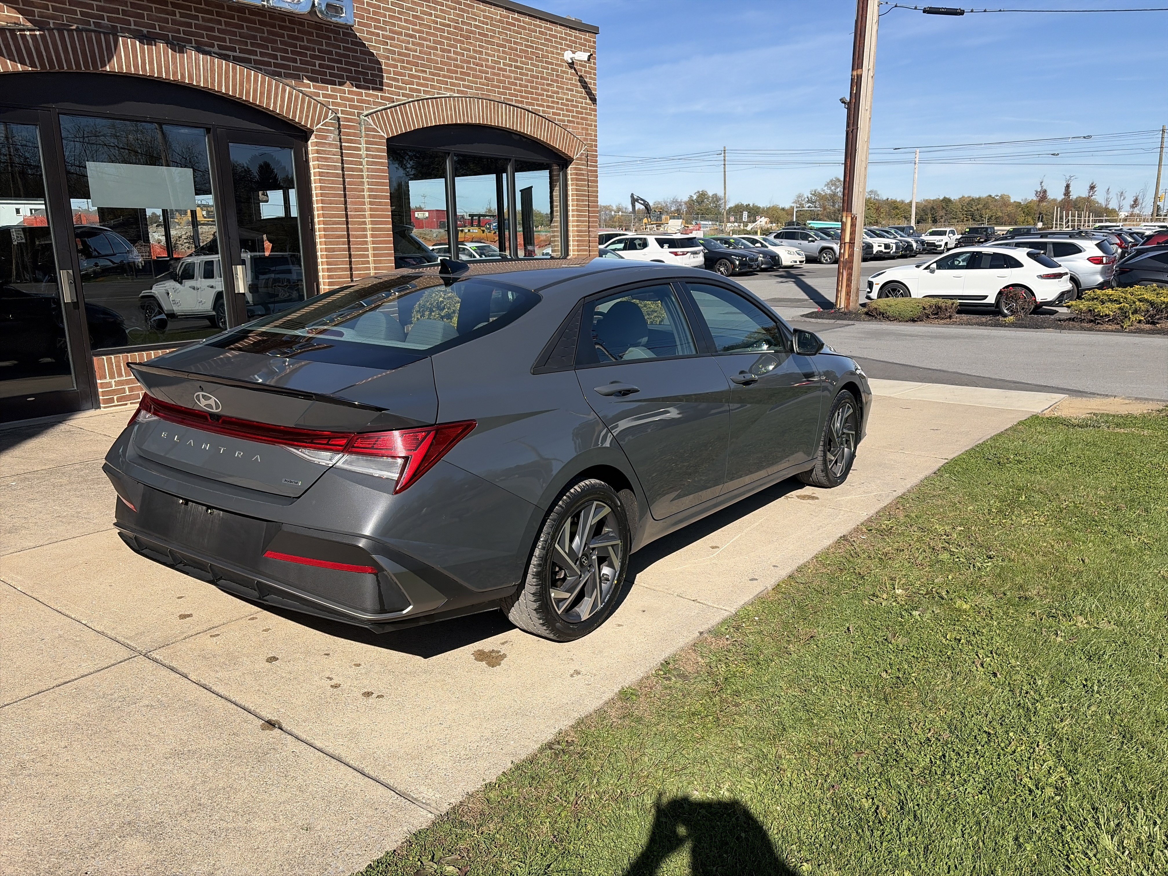 Certified 2025 Hyundai Elantra Hybrid SEL Sport Sedan