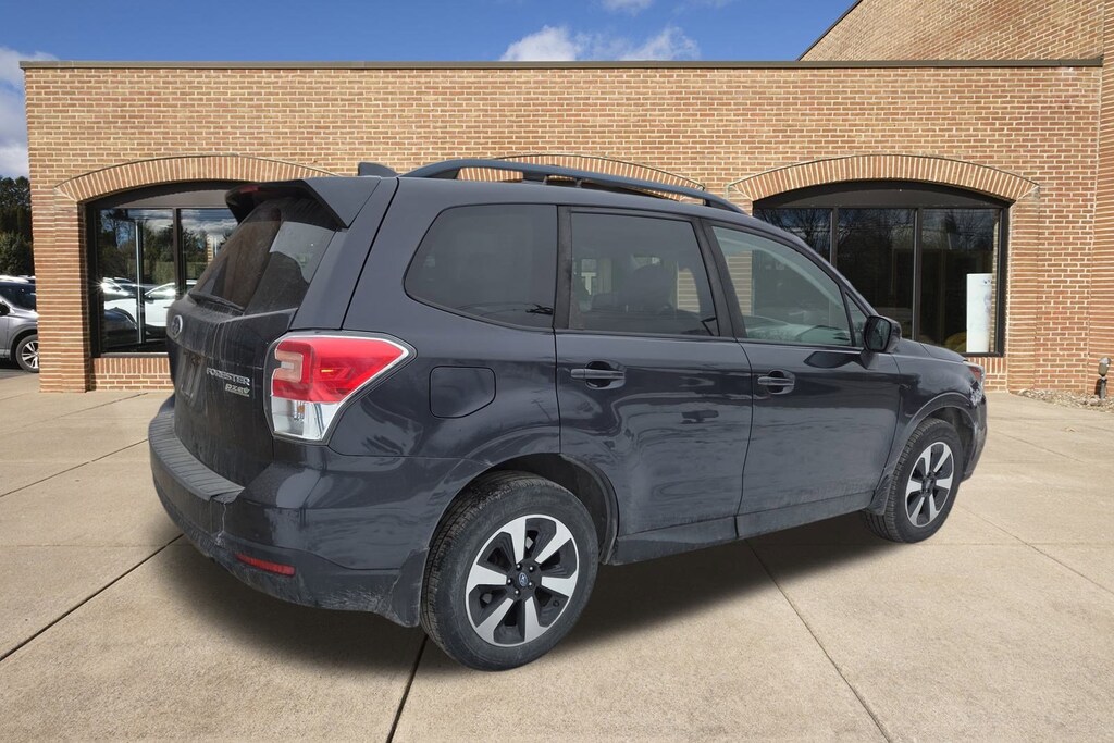 Used 2017 Subaru Forester 2.5i Premium SUV