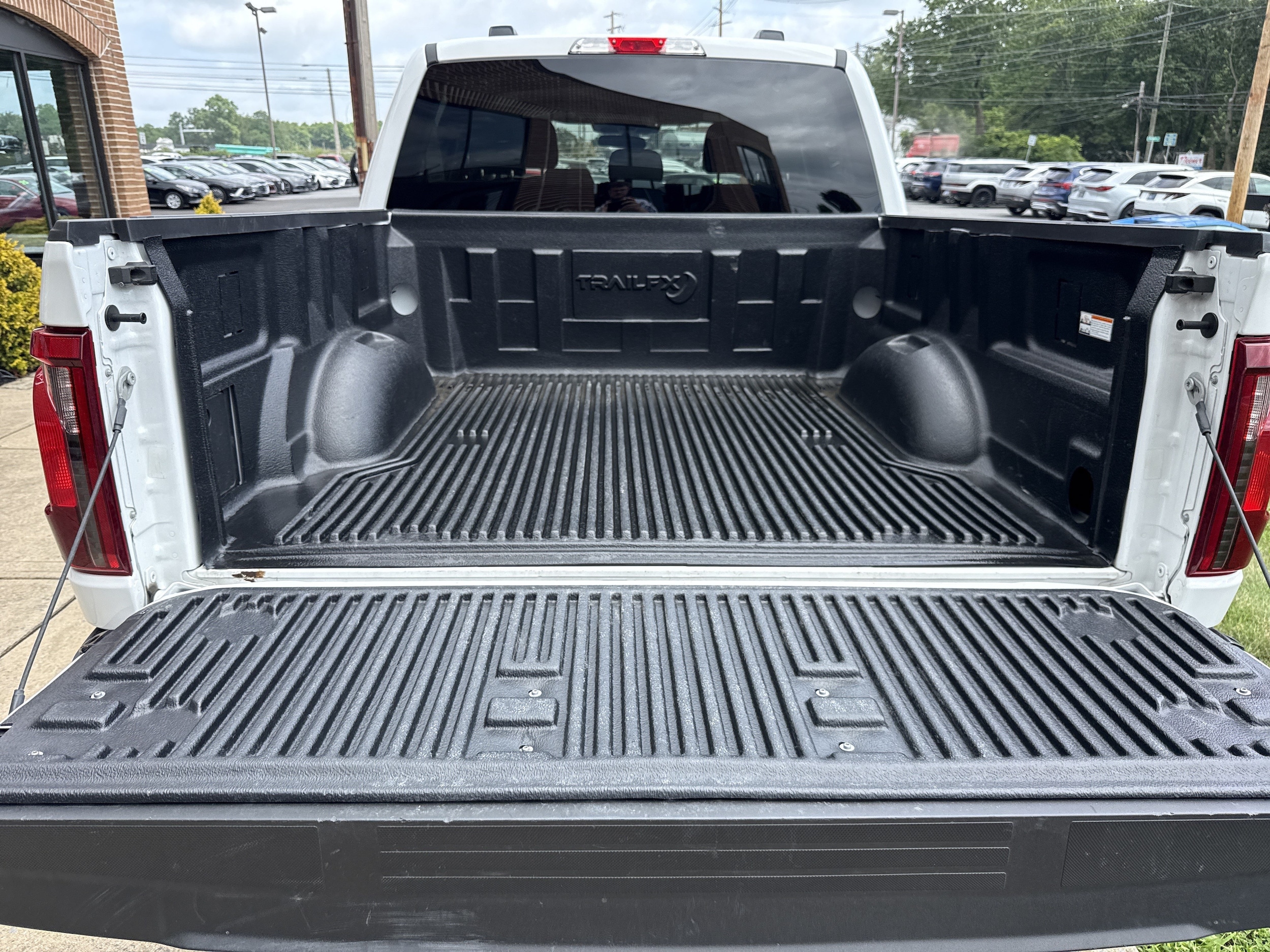 2025 Ford F-150 XLT - Photo 5