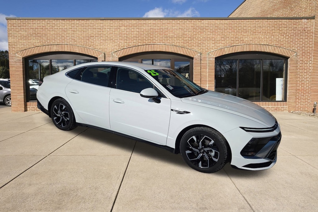 Certified 2025 Hyundai Sonata SEL Sedan