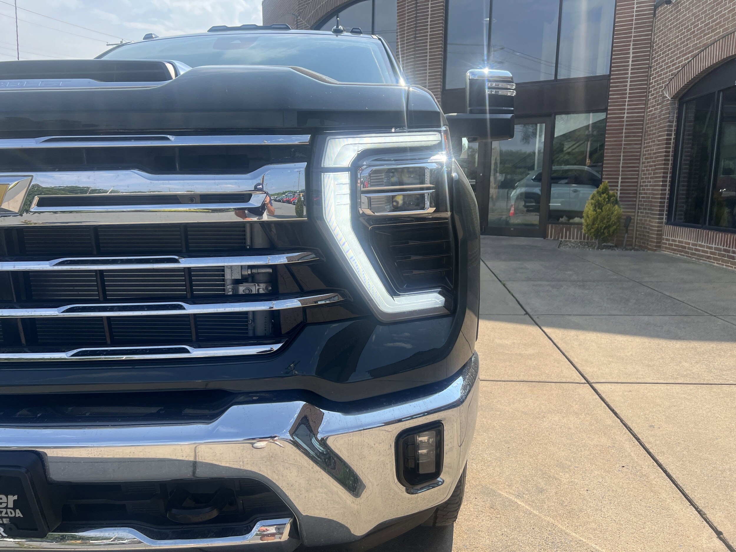 2025 Chevrolet Silverado 2500HD LTZ photo 4