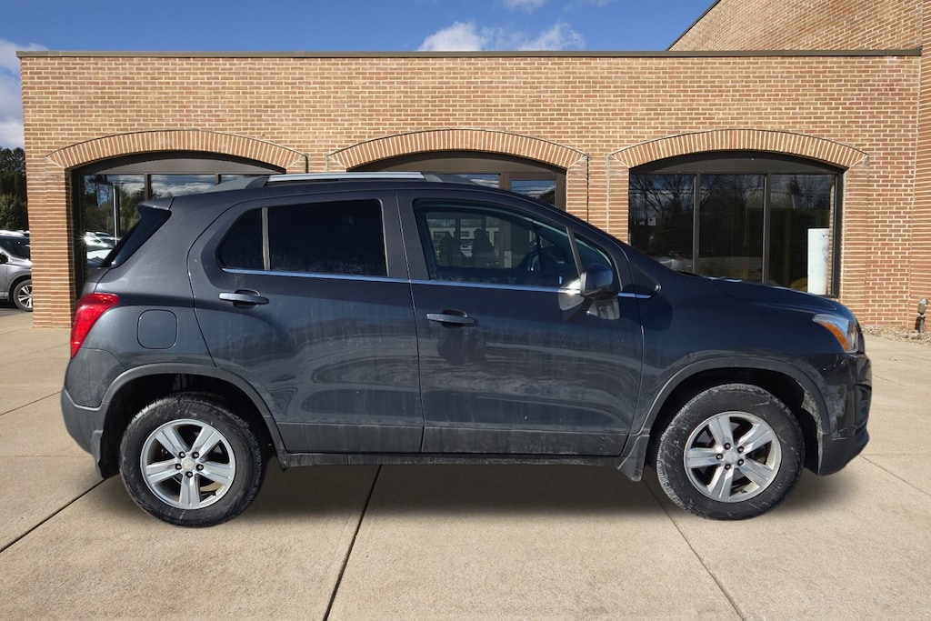 Used 2016 Chevrolet Trax LT SUV