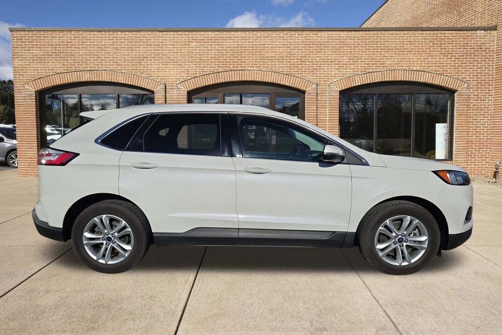 Used 2020 Ford Edge  SUV