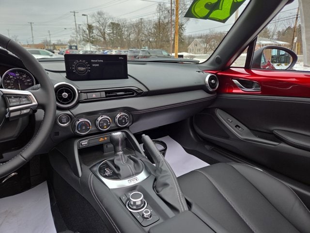 2025 Mazda MX-5 Miata RF Grand Touring - Photo 22