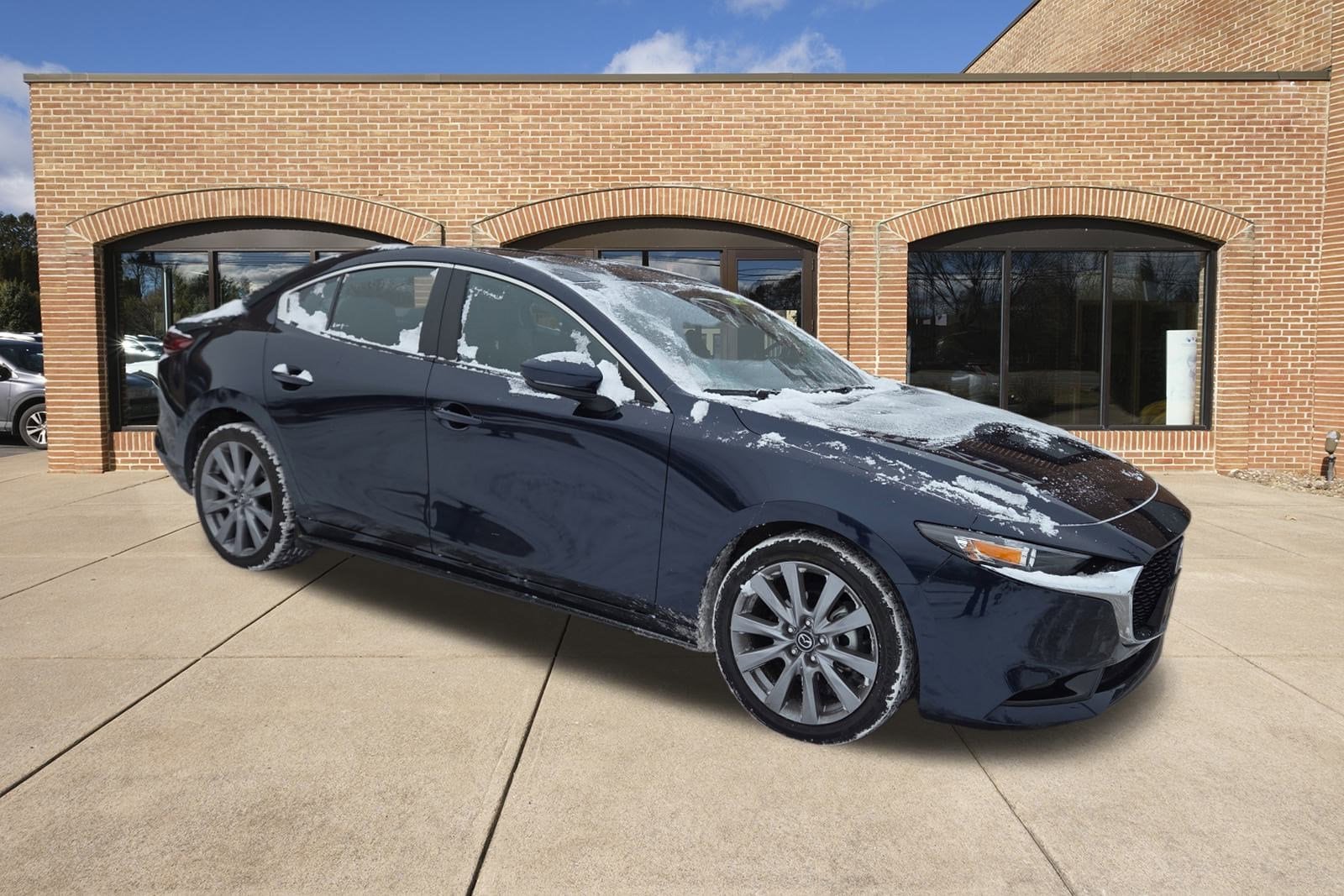 2025 Mazda Mazda3 Preferred's photo